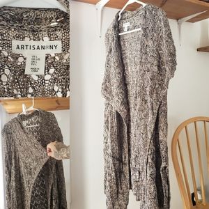 Artisan NY sleeveless cardigan